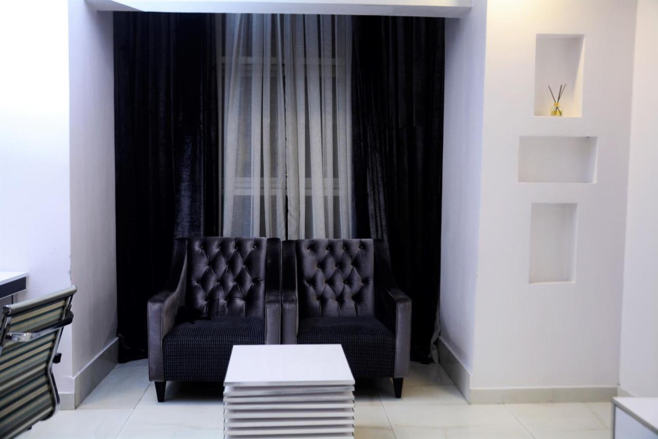 Caesar'S Luxury Hotel Леки Екстериор снимка