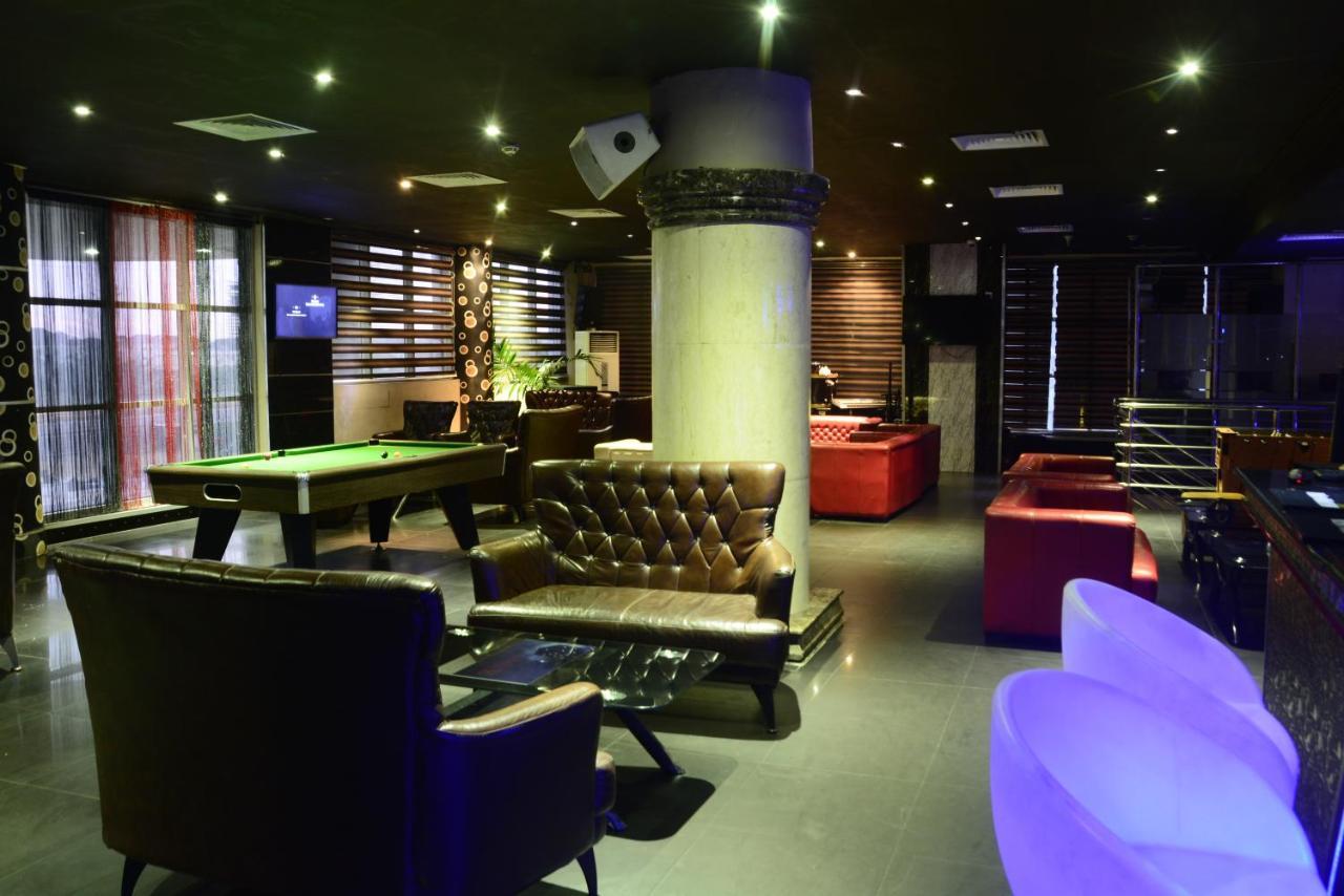 Caesar'S Luxury Hotel Леки Екстериор снимка