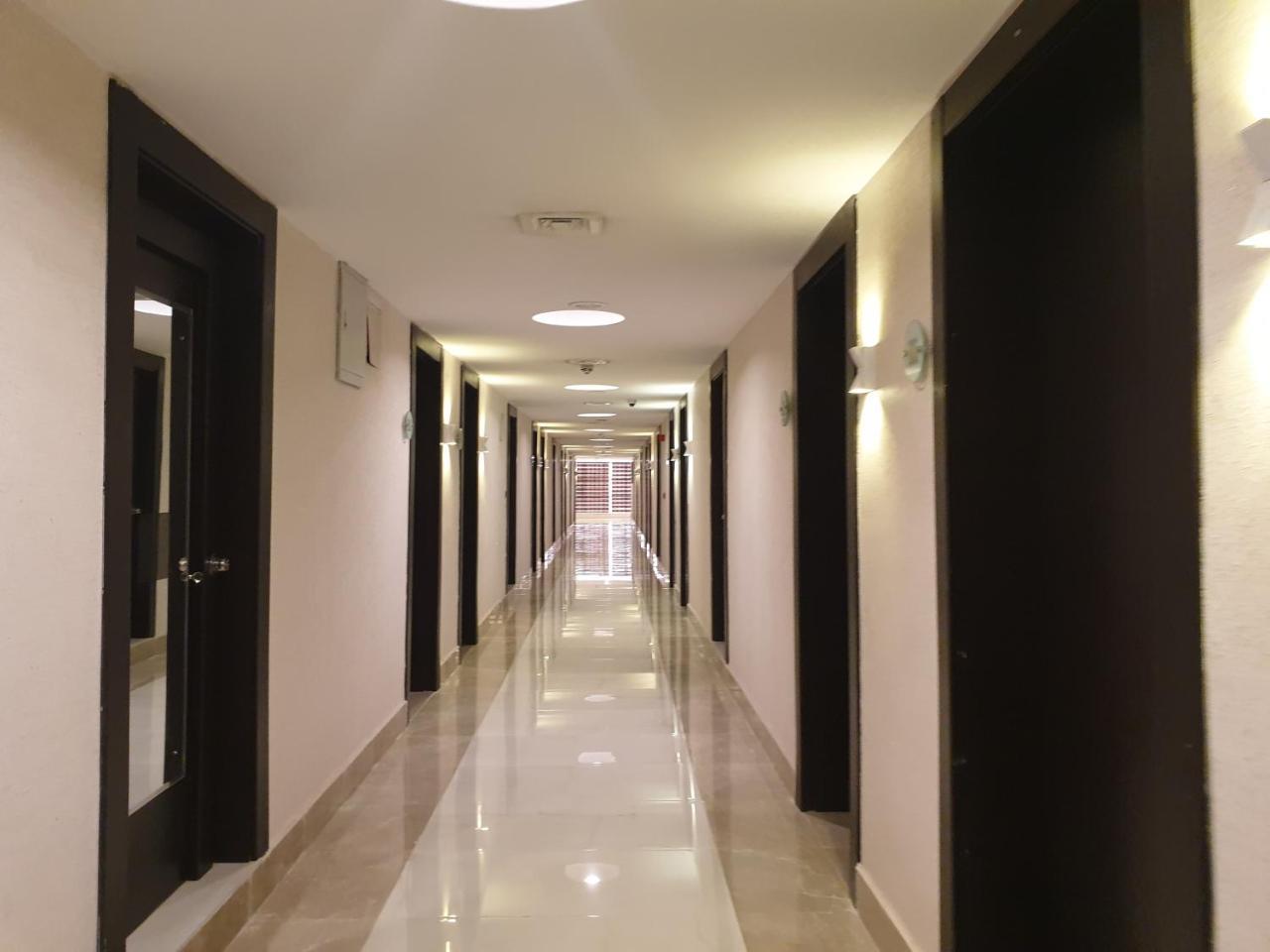 Caesar'S Luxury Hotel Леки Екстериор снимка